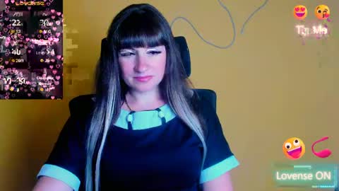 Caroline online show from 07-04-26, 05:24