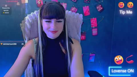 Caroline online show from 07-13-26, 05:54