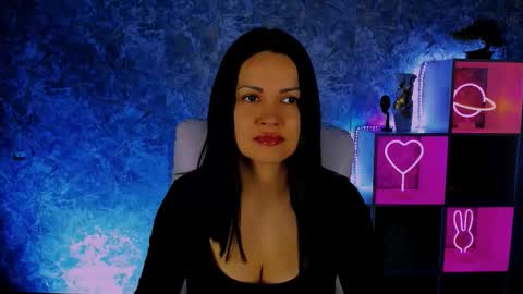 Snapshot of karolina_robinson chatting on 03-04-26, 12:11 Karolina online show from 03-04-26, 12:11