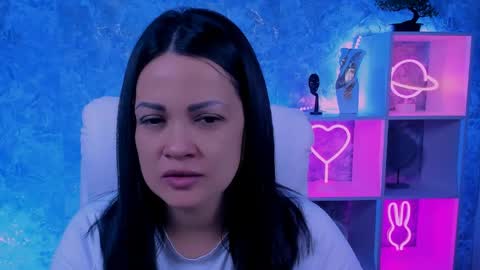 Snapshot of karolina_robinson chatting on 03-25-26, 04:35 Karolina online show from 03-25-26, 04:35