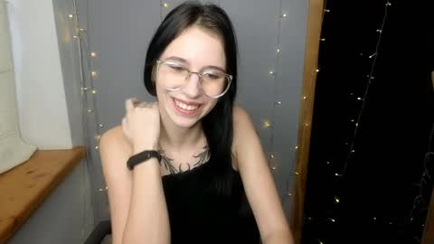 Karolina online show from 01-16-25, 10:21
