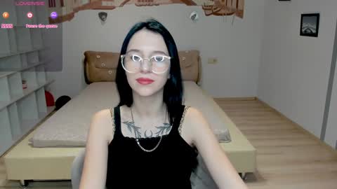 Karolina online show from 01-19-25, 06:42