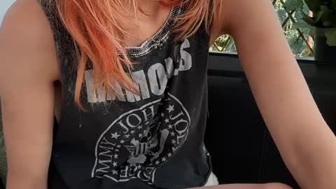 karoline121 online show from 04-25-26, 09:12