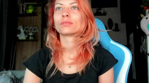 karoline121 online show from 04-26-26, 03:15