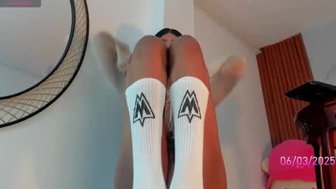 Snapshot of karoline_marin chatting on 03-06-25, 09:42 Karoline online show from 03-06-25, 09:42