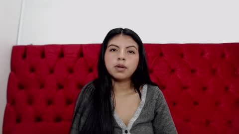 Snapshot of karolineburnx chatting on 02-14-25, 04:58 Isa online show from 02-14-25, 04:58