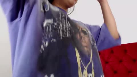 Snapshot of karolineburnx chatting on 02-16-25, 02:42 Isa online show from 02-16-25, 02:42