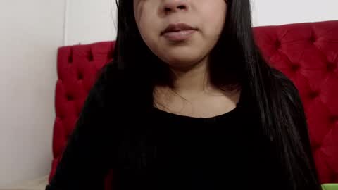 Snapshot of karolineburnx chatting on 02-25-25, 05:08 Isa online show from 02-25-25, 05:08