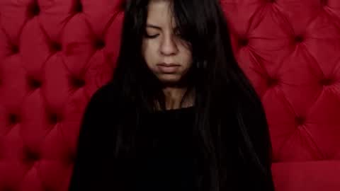 Snapshot of karolineburnx chatting on 02-25-25, 11:19 Isa online show from 02-25-25, 11:19