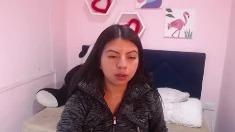 Snapshot of karolineburnx chatting on 02-27-25, 08:50 Isa online show from 02-27-25, 08:50