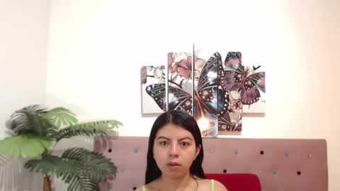 Snapshot of karolineburnx chatting on 03-08-25, 10:00 Isa online show from 03-08-25, 10:00