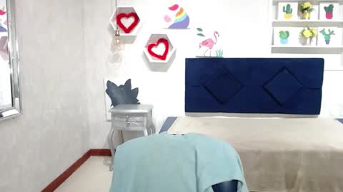 Snapshot of karolineburnx chatting on 10-07-25, 05:04 Isa online show from 10-07-25, 05:04