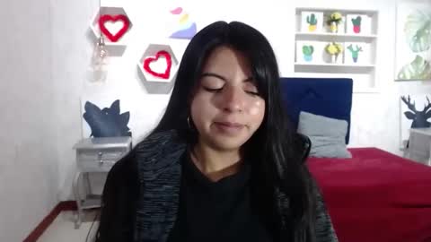 Snapshot of karolineburnx chatting on 11-02-25, 04:37 Isa online show from 11-02-25, 04:37