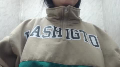 Snapshot of karolineburnx chatting on 02-03-26, 07:35 Isa online show from 02-03-26, 07:35