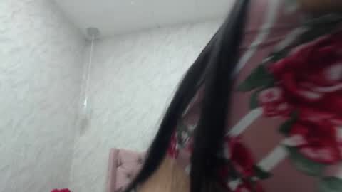 Snapshot of karolineburnx chatting on 02-04-26, 02:39 Isa online show from 02-04-26, 02:39