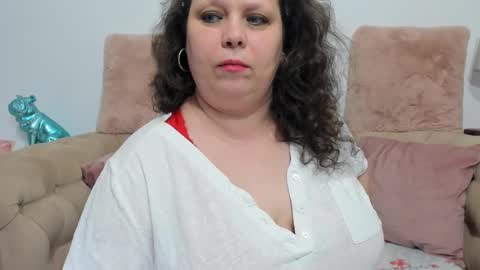 Snapshot of karolinejoyy chatting on 03-05-25, 01:31 KarolineJoyy online show from 03-05-25, 01:31