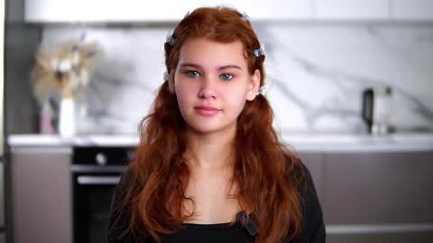 lina online show from 11-20-25, 12:16