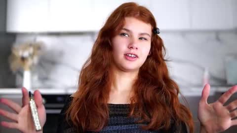 lina online show from 11-24-25, 11:21