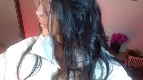 Snapshot of karolinna_xxx chatting on 10-14-25, 02:18 Caro online show from 10-14-25, 02:18