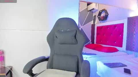 Karol online show from 07-29-26, 12:47