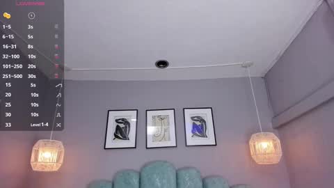 Snapshot of karoll_santos chatting on 12-29-24, 03:44 Karol Santos online show from 12-29-24, 03:44