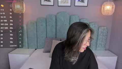 Snapshot of karoll_santos chatting on 02-19-25, 03:28 Karol Santos online show from 02-19-25, 03:28