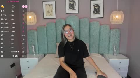 Snapshot of karoll_santos chatting on 10-02-25, 05:03 Karol Santos online show from 10-02-25, 05:03
