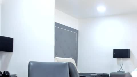 karolwest_ online show from 02-12-26, 11:05