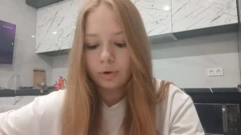 Karina online show from 06-11-26, 12:32