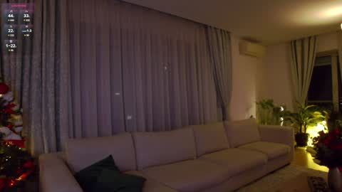 Snapshot of karrin chatting on 12-07-24, 07:32 K online show from 12-07-24, 07:32