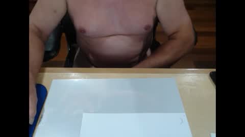 Snapshot of kartinka40 chatting on 09-17-25, 09:55 Milkiman online show from 09-17-25, 09:55