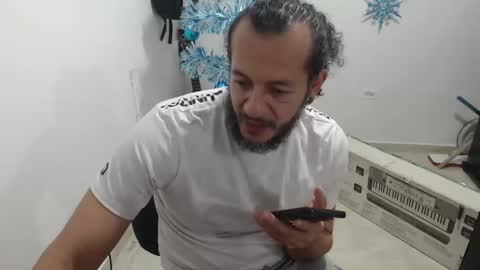 Snapshot of karu_hard chatting on 12-02-24, 03:04 Karu online show from 12-02-24, 03:04