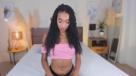 Snapshot of karymoon chatting on 01-18-26, 09:29 Kary Moon online show from 01-18-26, 09:29