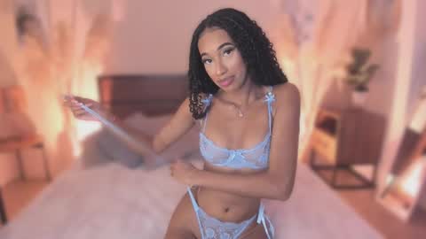 Snapshot of karymoon chatting on 03-12-26, 08:26 Kary Moon online show from 03-12-26, 08:26