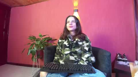 Snapshot of kassandra_james chatting on 07-15-26, 11:26 kassandra james online show from 07-15-26, 11:26