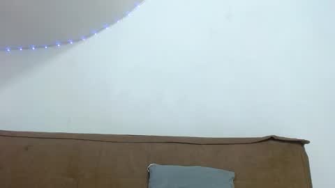 Snapshot of kassandraaa_ chatting on 03-14-26, 05:18 Kasandra online show from 03-14-26, 05:18