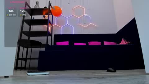 Snapshot of kat__cat chatting on 10-08-25, 12:52 kat__cat online show from 10-08-25, 12:52