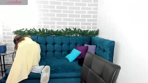 Snapshot of kat__cat chatting on 01-06-26, 01:31 kat__cat online show from 01-06-26, 01:31