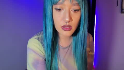 Alicia online show from 01-05-25, 01:13