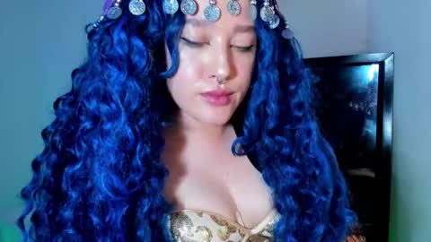 Alicia online show from 02-19-25, 05:38