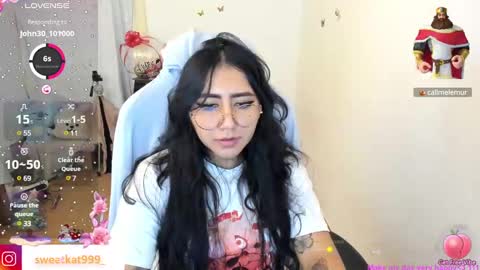 Snapshot of kat_ly_chan chatting on 12-31-24, 07:18 Kat       online show from 12-31-24, 07:18