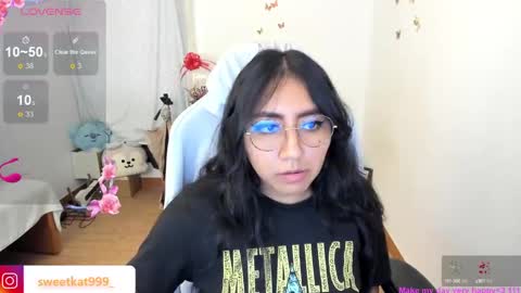 Snapshot of kat_ly_chan chatting on 02-13-25, 04:07 Kat       online show from 02-13-25, 04:07