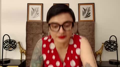 kat paradisse online show from 10-01-25, 08:15
