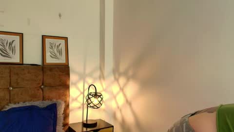 kat paradisse online show from 04-05-26, 11:40