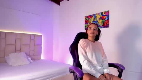 Snapshot of kataaleya__12 chatting on 10-27-25, 11:58 kataaleya__12 online show from 10-27-25, 11:58