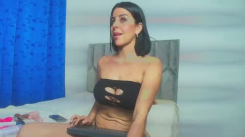 kataleyavillalobos online show from 06-13-26, 03:26
