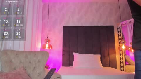 Snapshot of kataliina_18 chatting on 12-05-24, 12:00 Kat online show from 12-05-24, 12:00