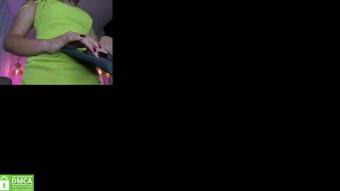 Snapshot of kataliina_18 chatting on 12-16-24, 03:11 Kat online show from 12-16-24, 03:11