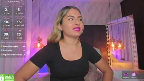 Snapshot of kataliina_18 chatting on 12-30-24, 06:05 Kat online show from 12-30-24, 06:05