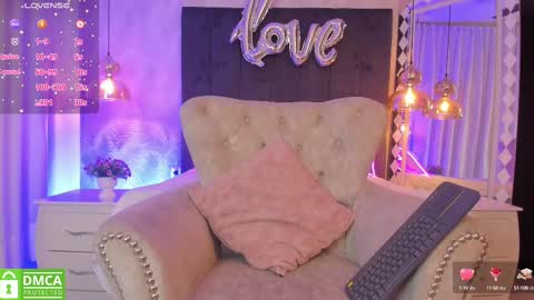 Snapshot of kataliina_18 chatting on 02-26-25, 03:08 Kat online show from 02-26-25, 03:08